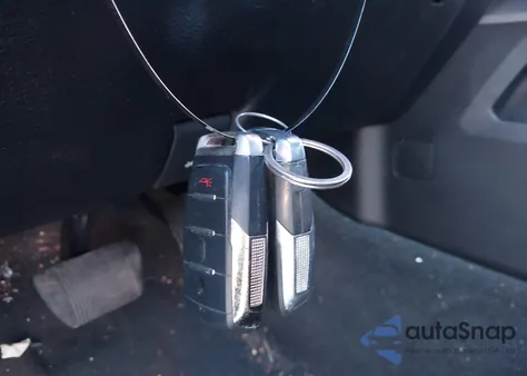 2020 Ram 1500 Rebel 4X4 5'7 Box z USA, uszkodzony, nr VIN 1C6SRFLT8LN229838